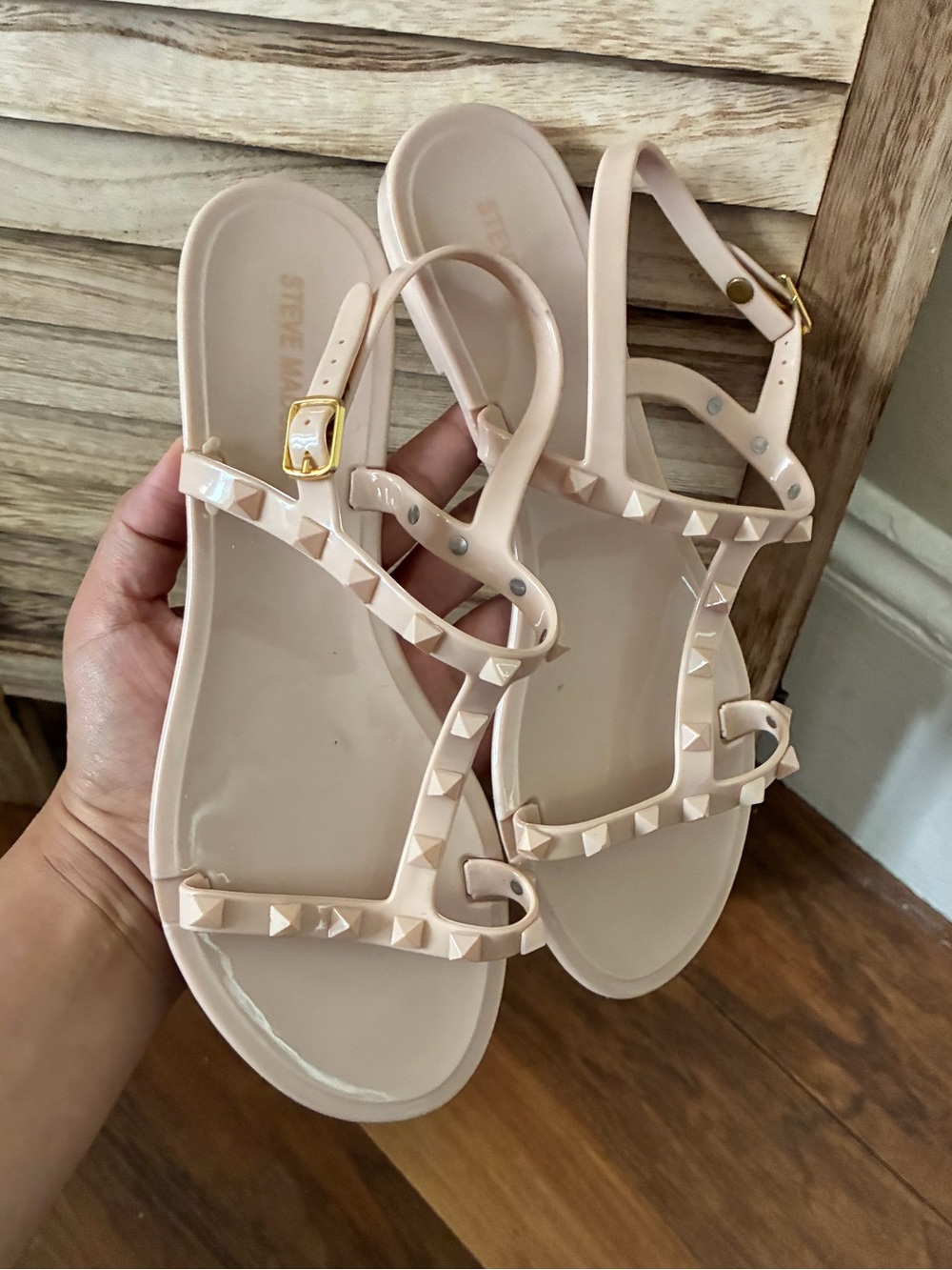 Steve Madden Gello Studded Jelly Sandals Blush Pink Nude Flat T-Strap 9